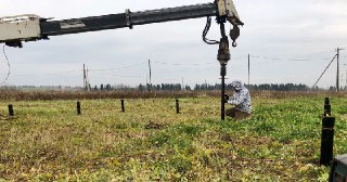 Установка винтовых свай Ревда цена от 3093 руб.